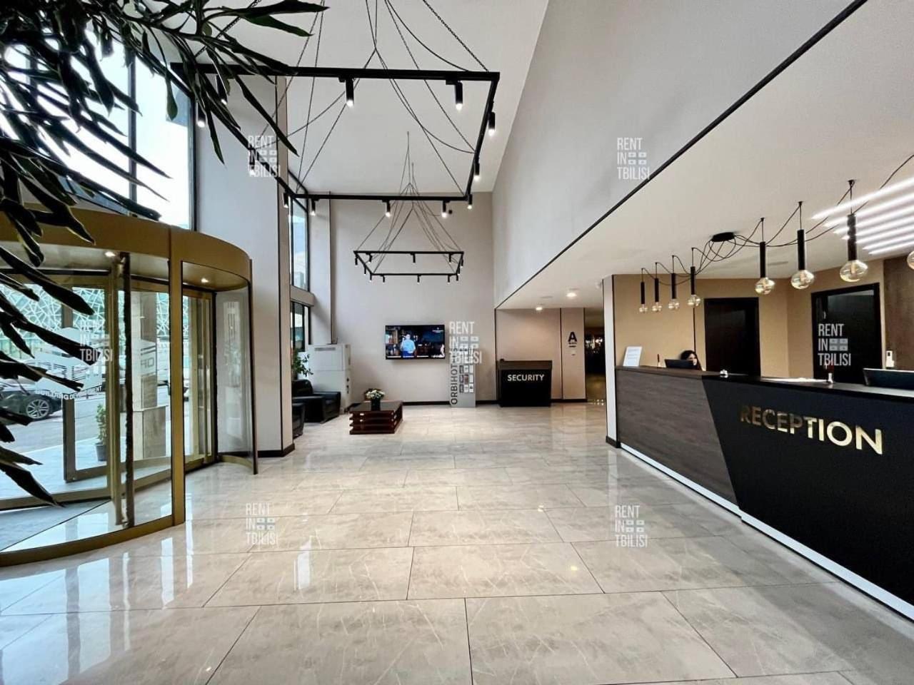 Orbi Plaza Tamara Aparthotel Batoemi Buitenkant foto