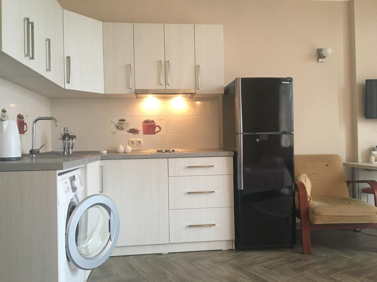 Orbi Plaza Tamara Aparthotel Batoemi Buitenkant foto